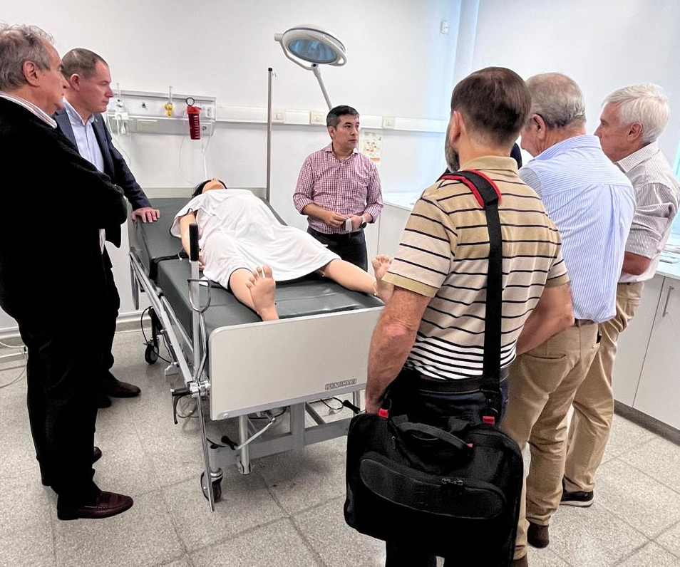 🏛️ Visita al Centro de Simulación de la UNL: innovación y formación en salud