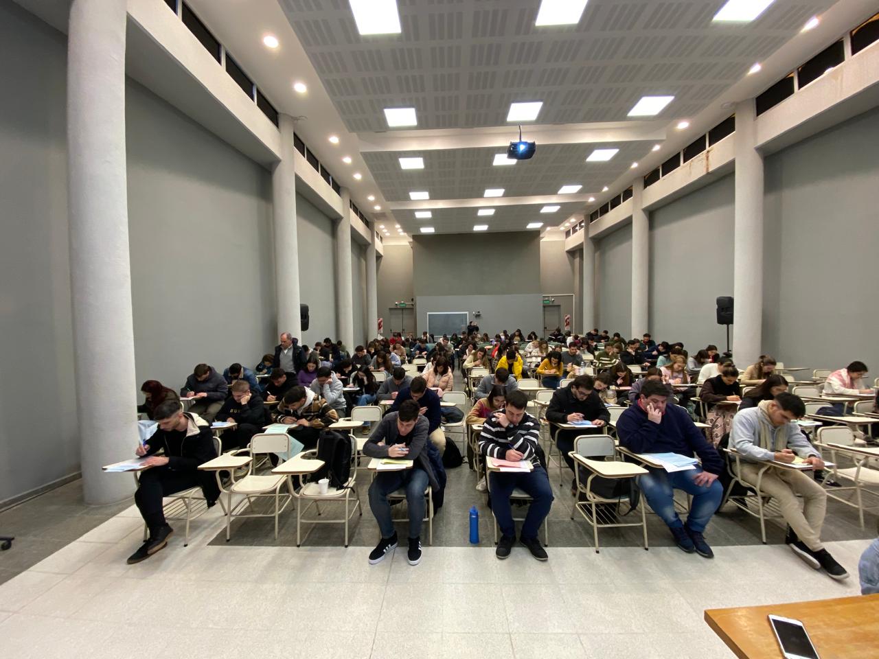 📝 El martes 1 de julio se realizará el Examen Único Nacional de Ingreso a Residencias y Concurrencias 2025