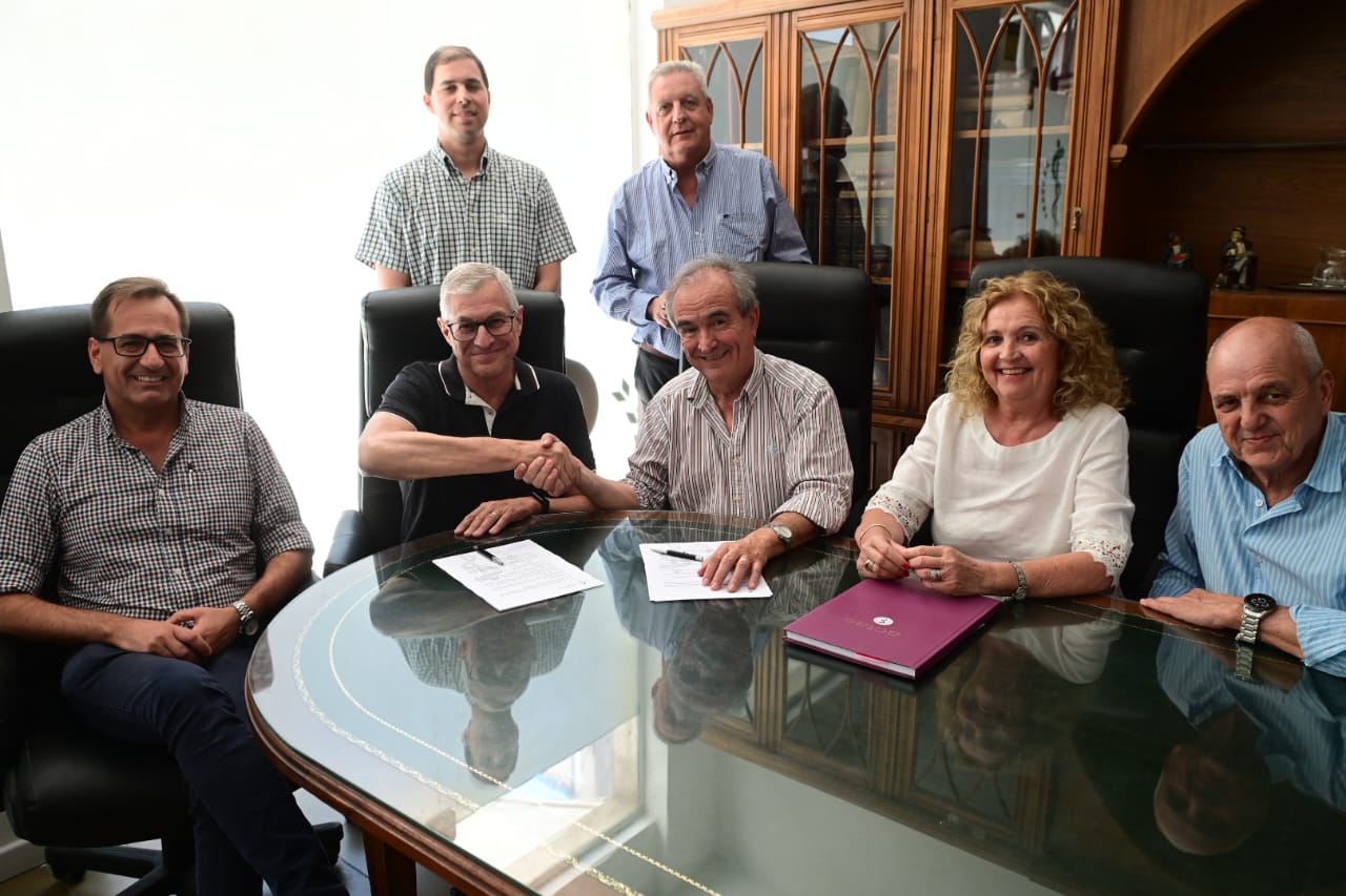 🏗️Un sueño que se consolida: se firmó el contrato de obra que dará inicio a la construcción del nuevo edificio