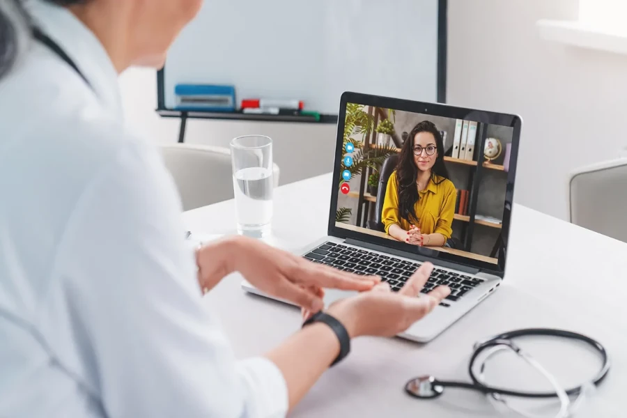 📢 NUEVAS MODALIDADES DE ATENCIÓN: El Colegio de Médicos impulsa la creación de la Comisión de Telemedicina 💻